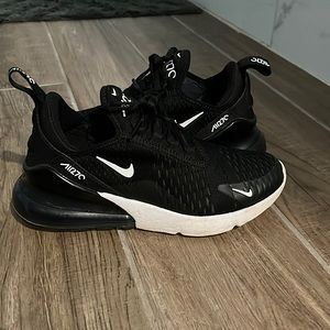 Nike Air Max 270